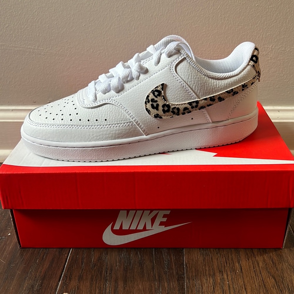 Nike Court Vision Low